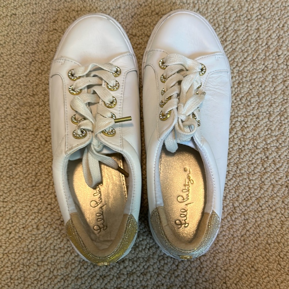 Lilly Pulitzer Lux Hallie Sneaker, size 7